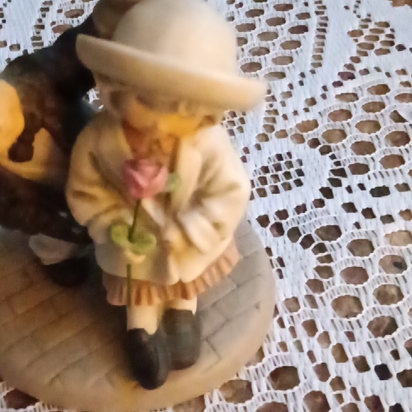 Vintage Kim Anderson Figurine - Picture 2 of 6